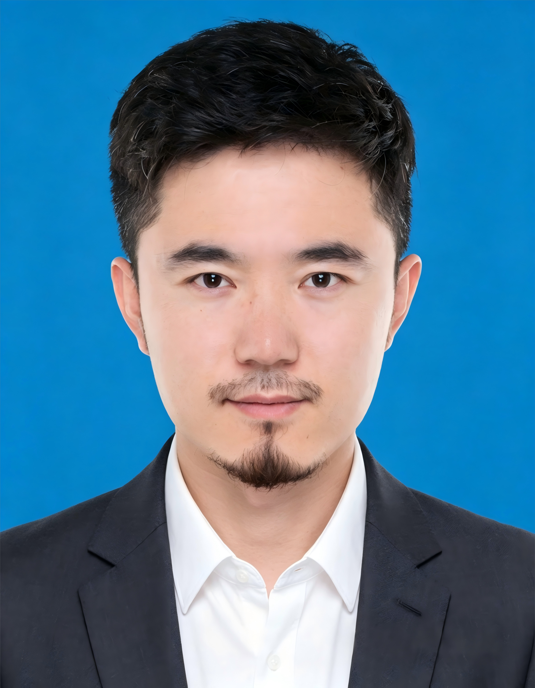 杨大伟